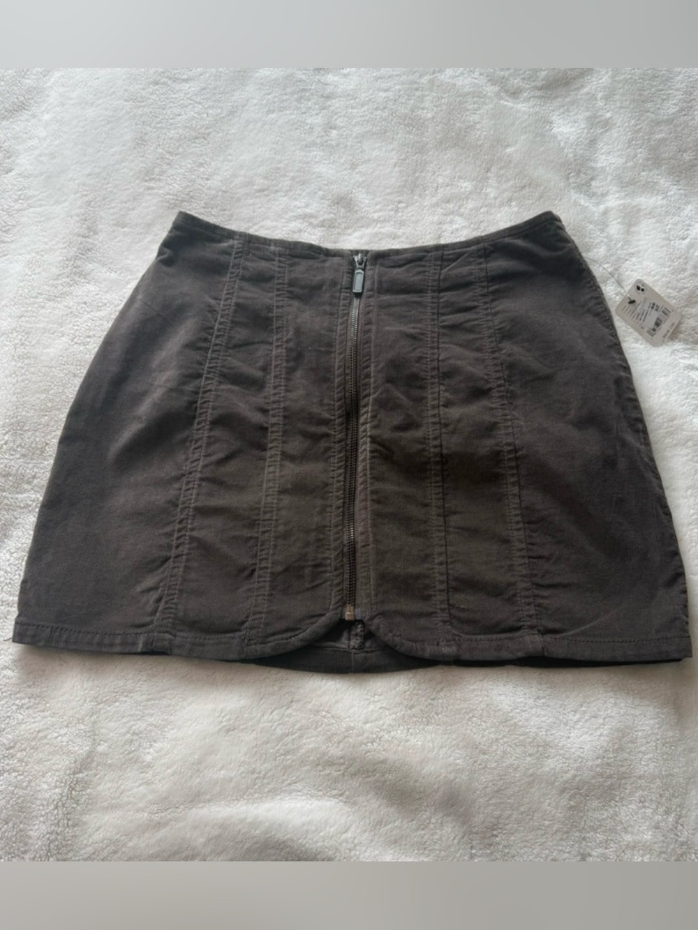 We The Free Layla Corduroy Zip Front Mini Skirt 
Sz 8 - Picture 5 of 9